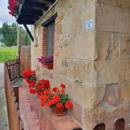 Holiday home Casa Candidita - Tradicional Casa Montanesa