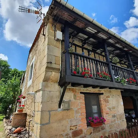 Holiday home Casa Candidita - Tradicional Casa Montanesa *